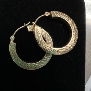10k Solid Gold Faceted Hoop Earrings